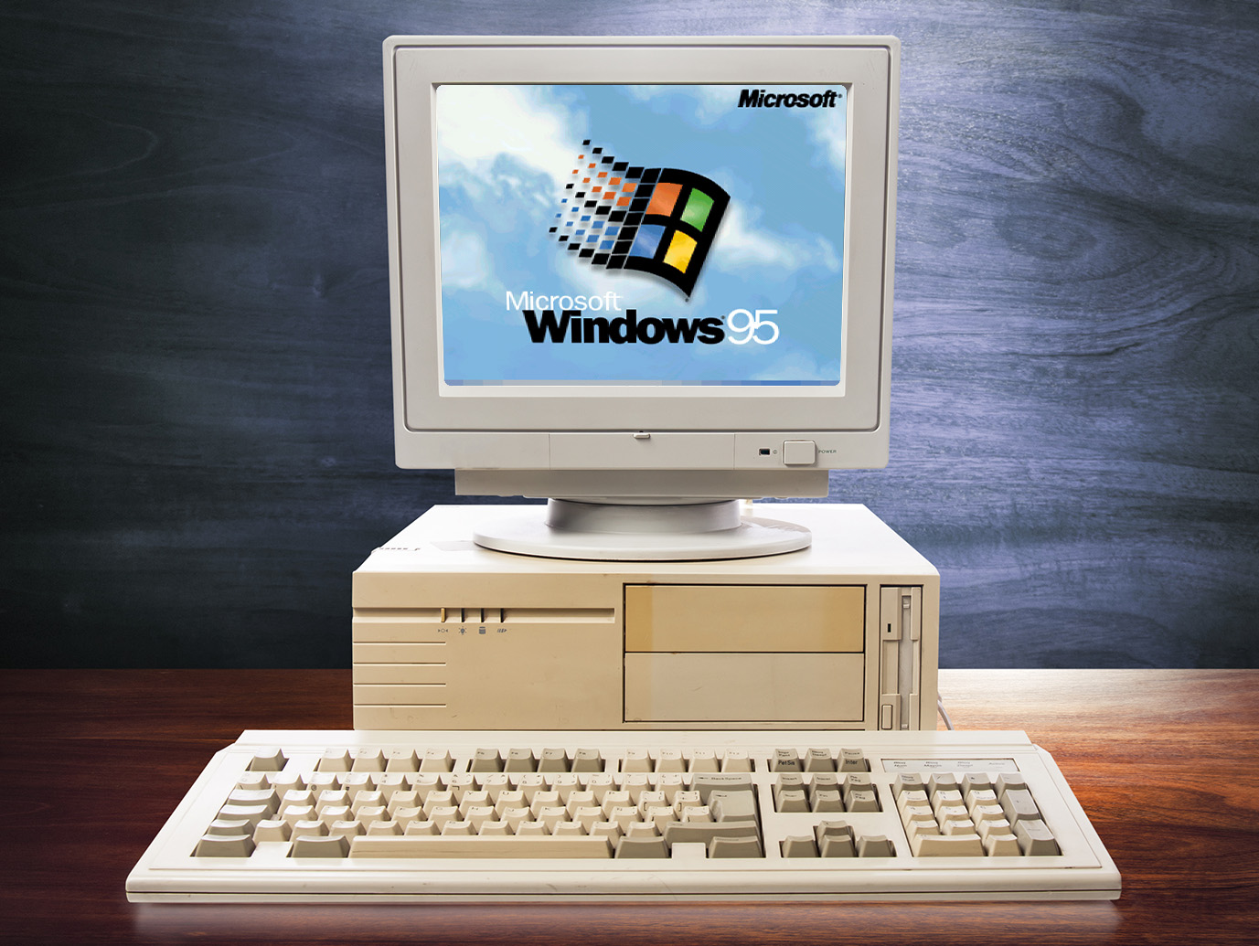 Windows 95 为何塞进音乐、动画和游戏？微软说全是因为“好玩”